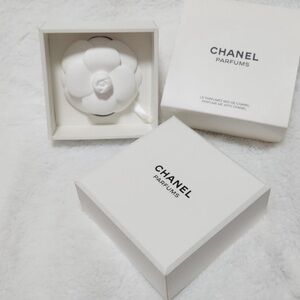 Chanel Parfums Ceramic Camellia Diffuser